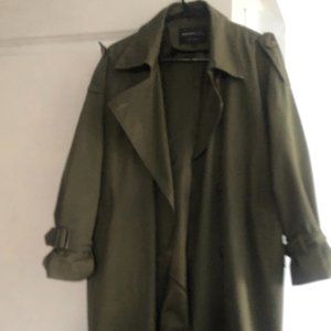 TRENCH COAT